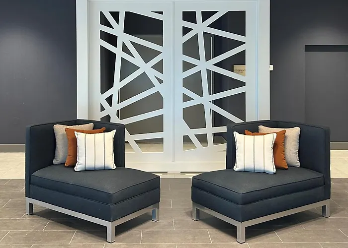 Cambria Hotel Niagara Falls